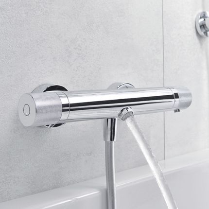 Mitigeur pour bain/douche mural thermostatique de la collection Rivoli par Jacob Delafon
