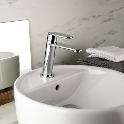 Robinetterie lavabo Paini capri medium chrome 