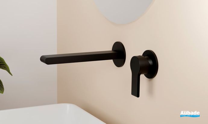 Robinet mitigeur lavabo mural avec collecteur et vidage Delta de la marque Cristina