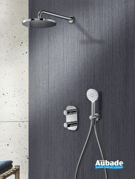 Pack encastré douche chromé de la collection Delta par Cristina